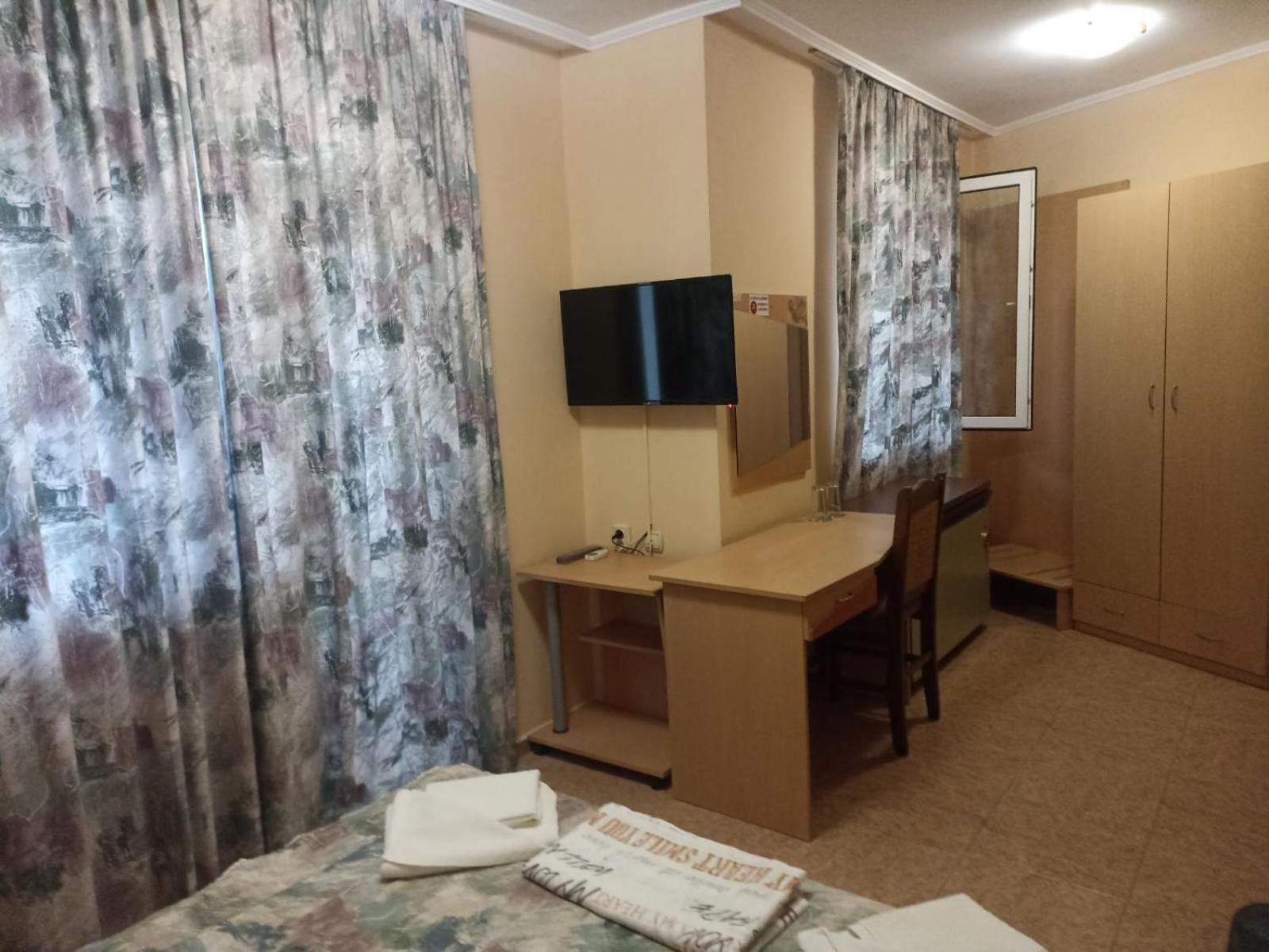 Krasi Hotel Ravda Bagian luar foto