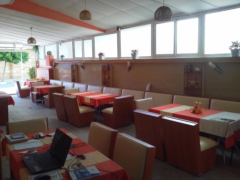Krasi Hotel Ravda Bagian luar foto