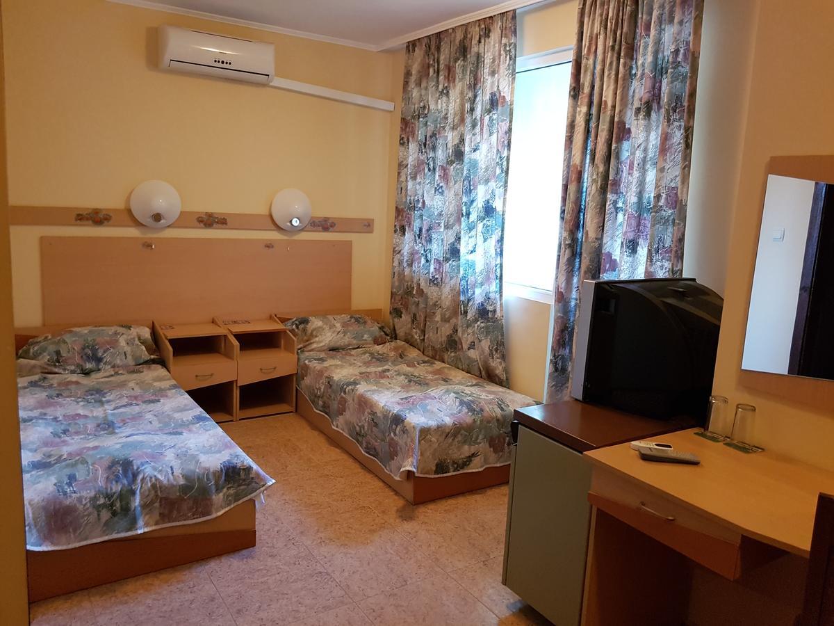Krasi Hotel Ravda Bagian luar foto